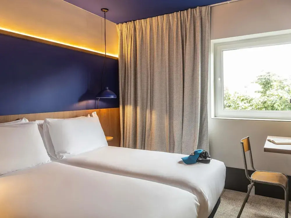 Standard Double room (twin beds)