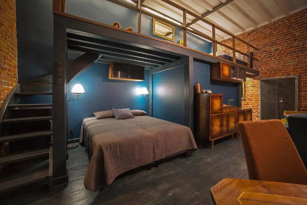 Deluxe Suite