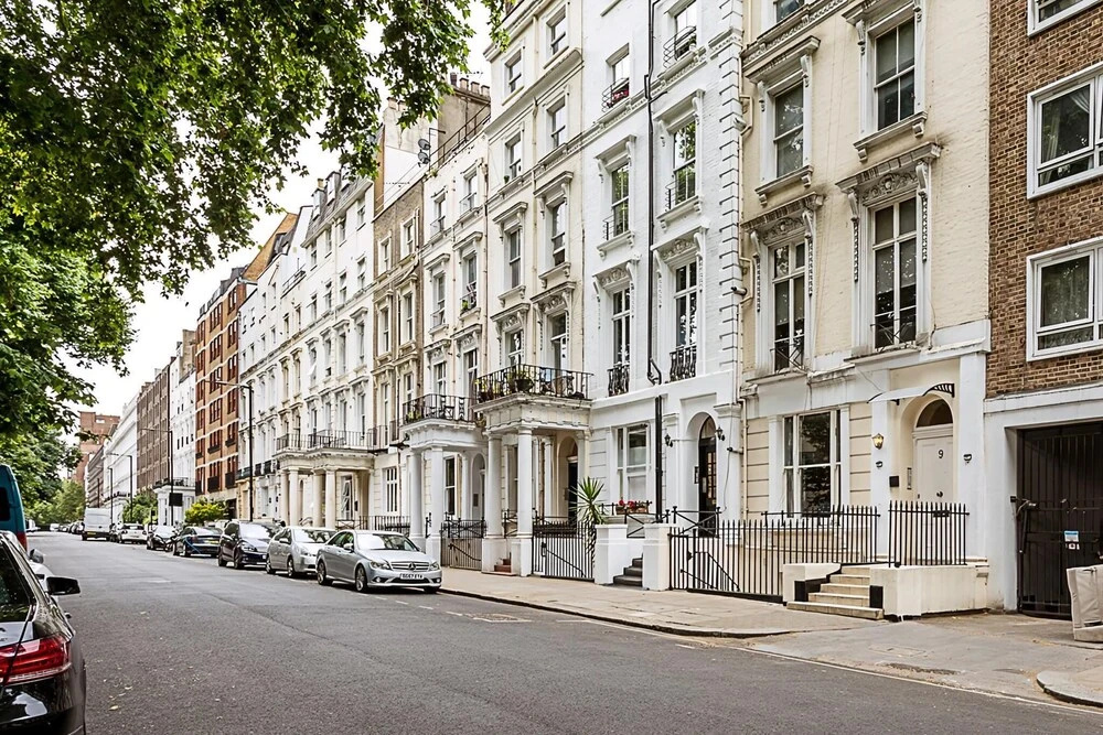 Modern Bayswater Flat