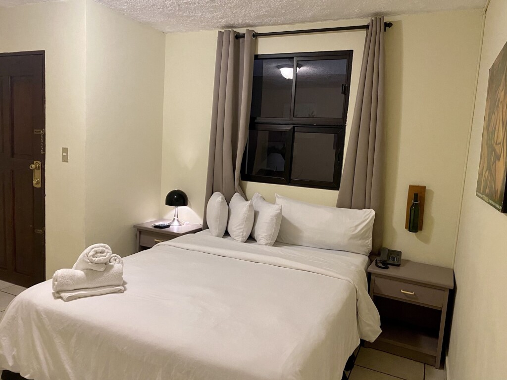 Morrison Hotel de La Escalon by null