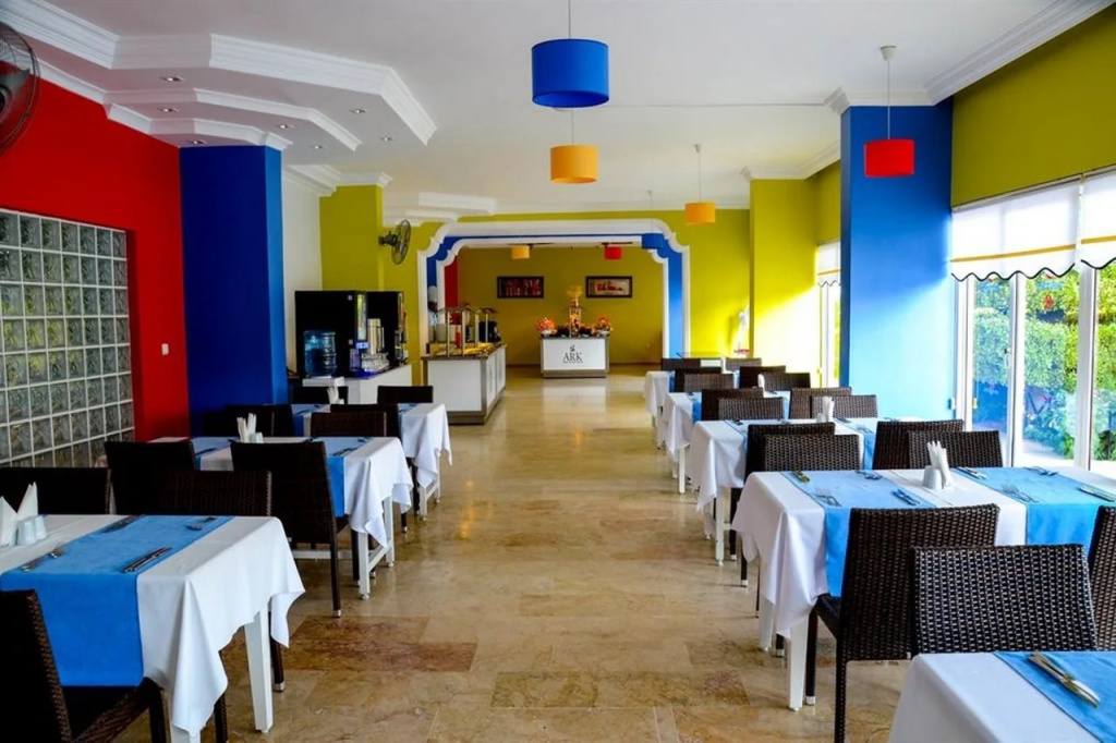 Food & Beverage