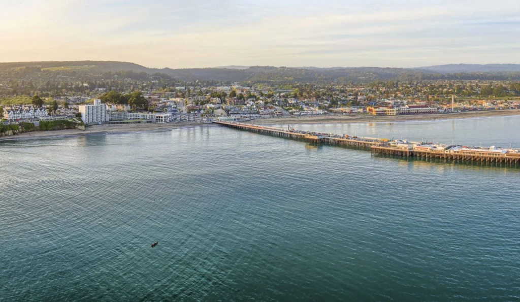 Beach & Waterfront