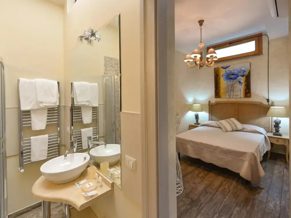 Hotel photo 8