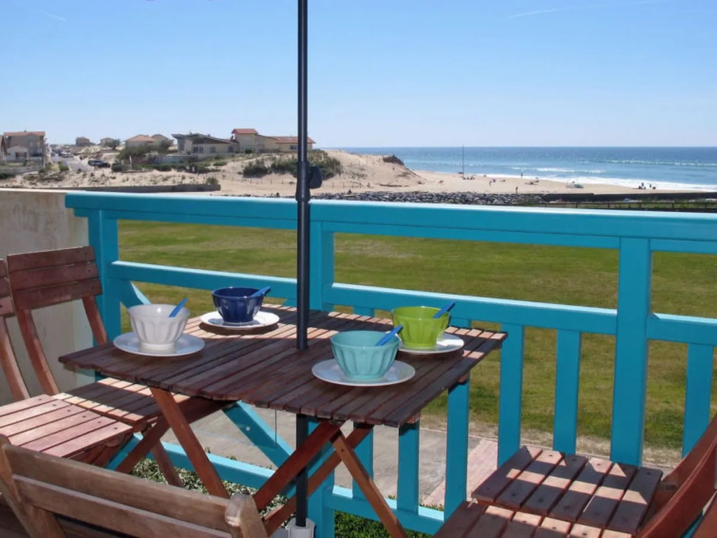 Beach & Waterfront