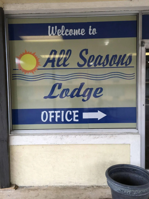 All Seasons Lodge