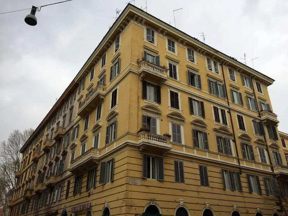 Hotel photo 1