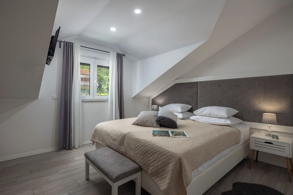 Hotel photo 42