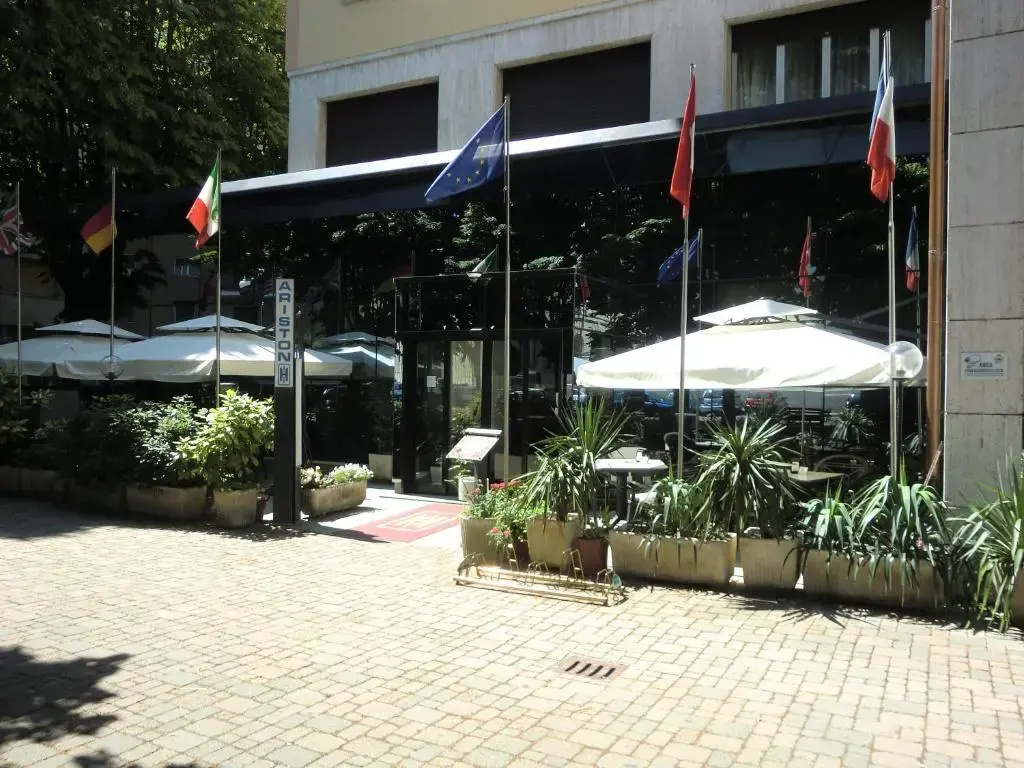 Hotel photo 16