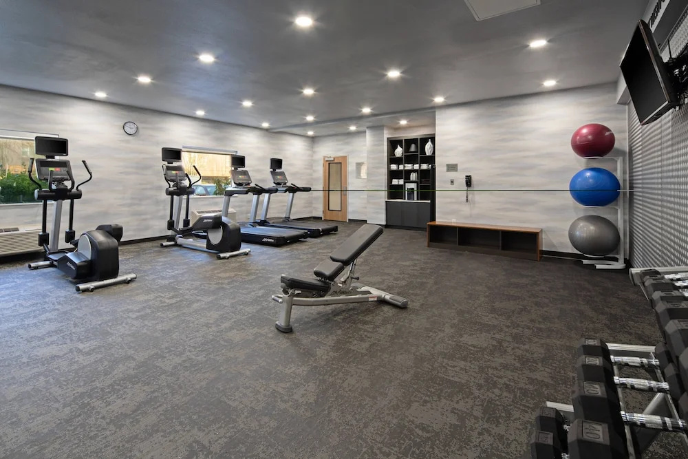 Fairfield Inn & Suites Seattle Sea-Tac Airport