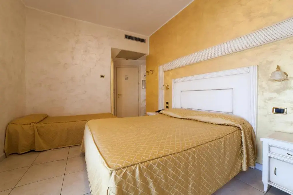 Hotel Diplomat Palace - Chambres