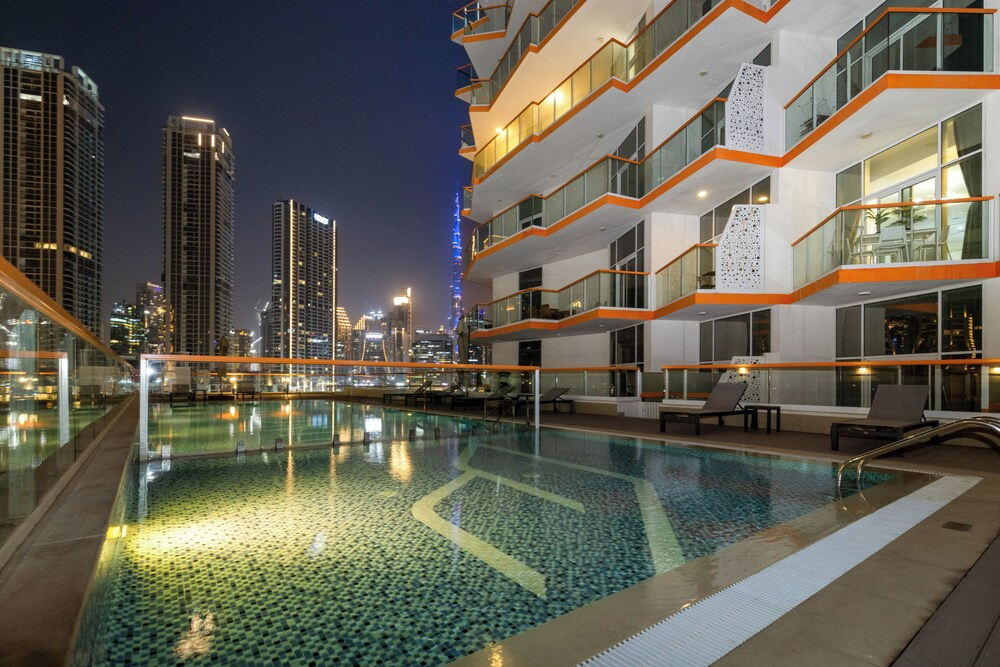 2BR Ultra Lux Canalfront Burj view