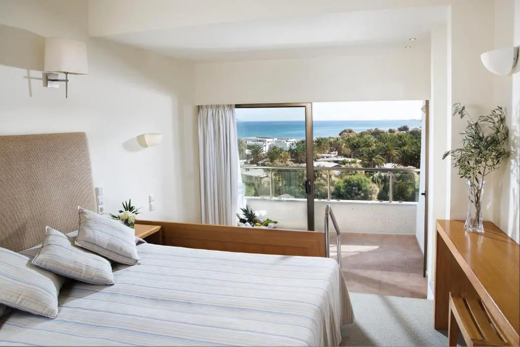 Standard Double room with sea view (full double bed)