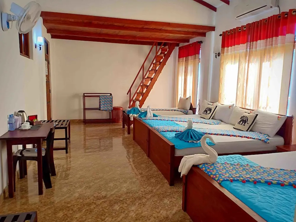 Hungry Lion Resort and Restaurant