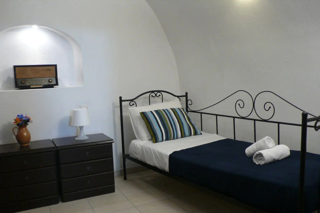 Iridanos Cave House - Général