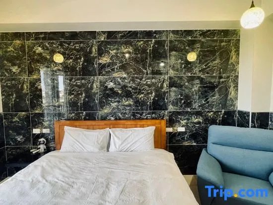 Standard Double room with balcony (full double bed)