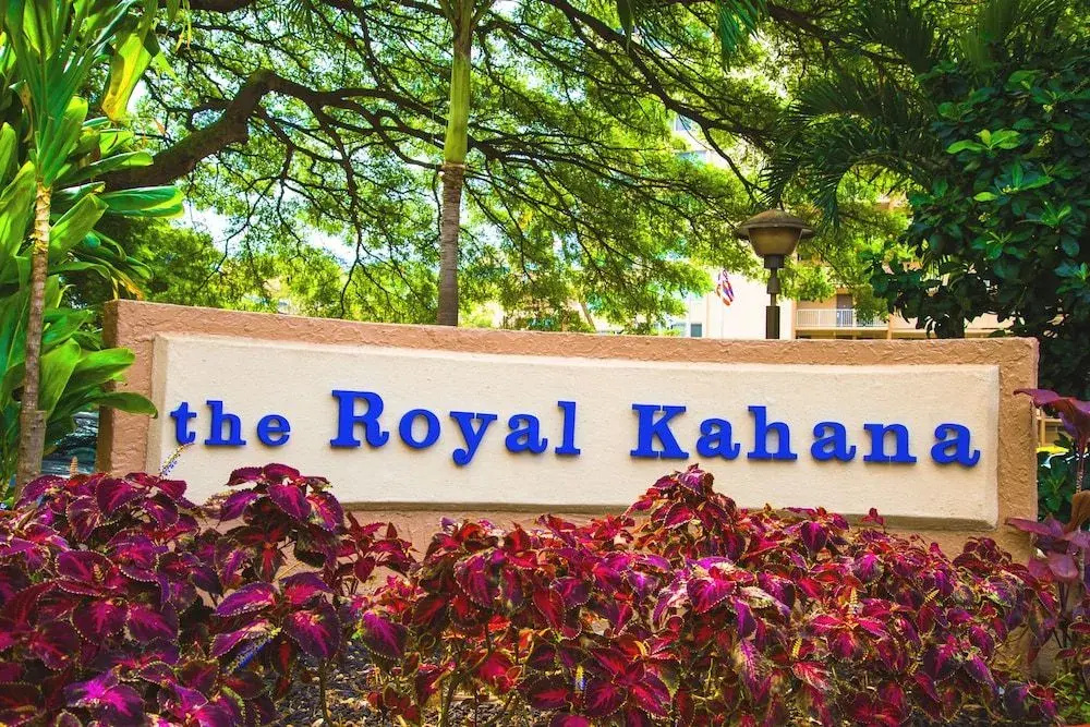 Royal Kahana 119 Studio Studio Bedroom Condo by RedAwning