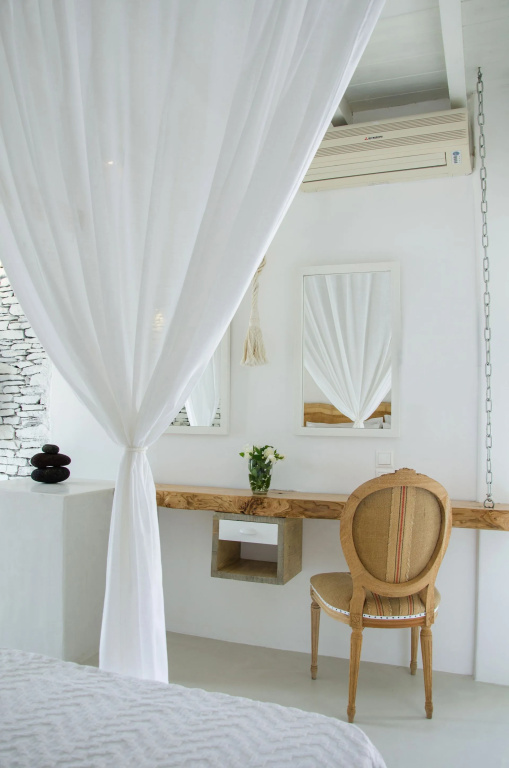 Superior Double room with sea view (full double bed)