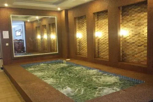 Holiday Hotel - Général