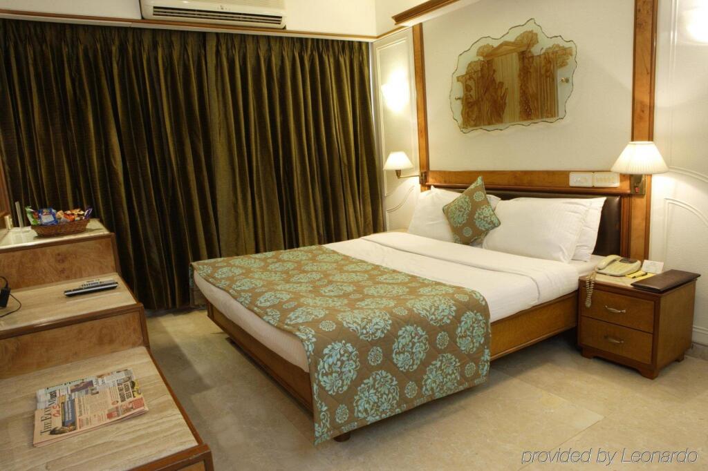 Hotel Regal Enclave Khar (W) by null