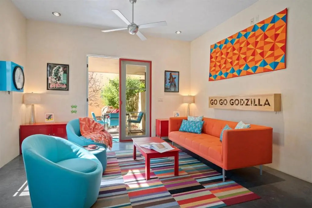 2 Bedrooms Cottage
