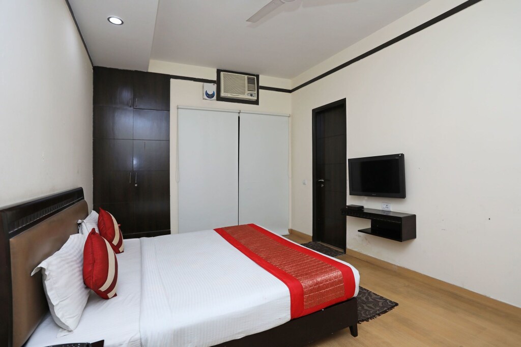 gallery_image_hidden_15