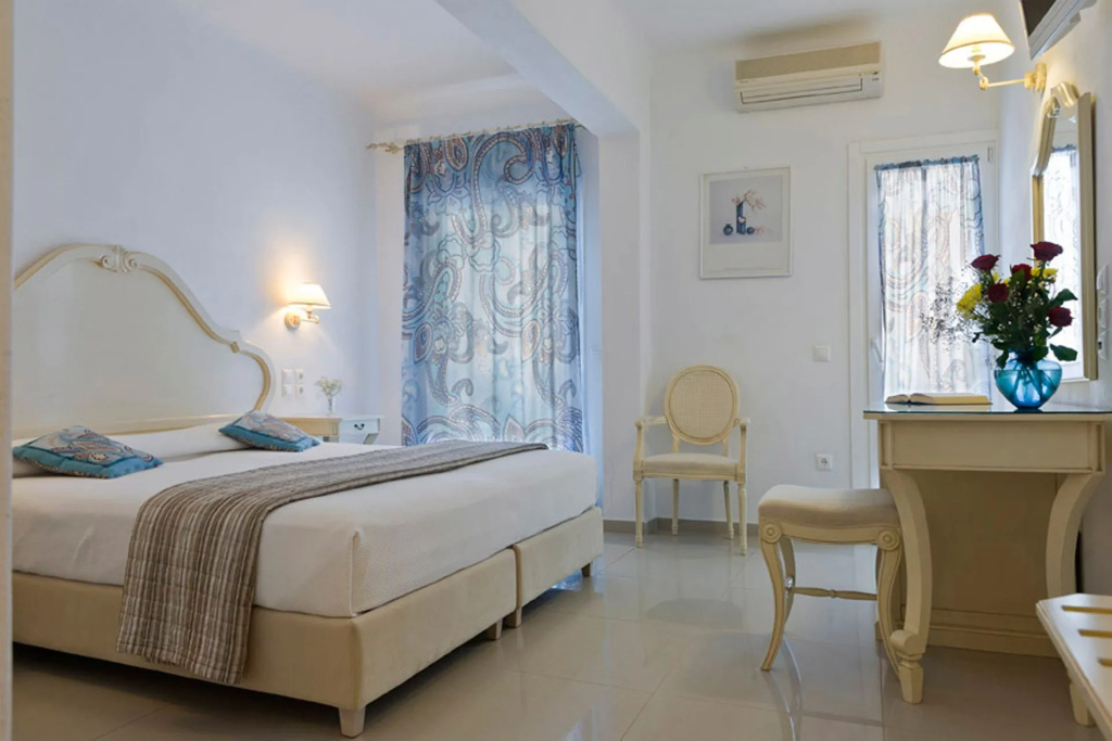 Superior Double room (full double bed)
