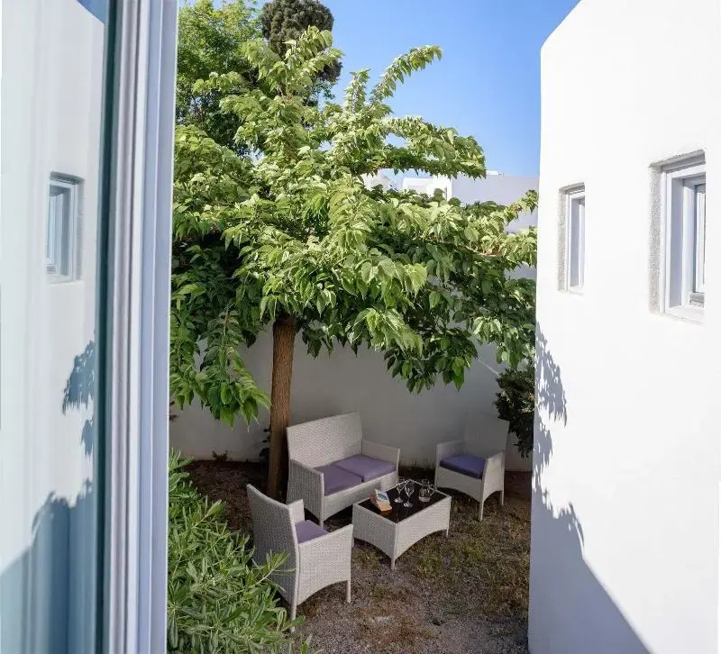 Suite with partial sea view
