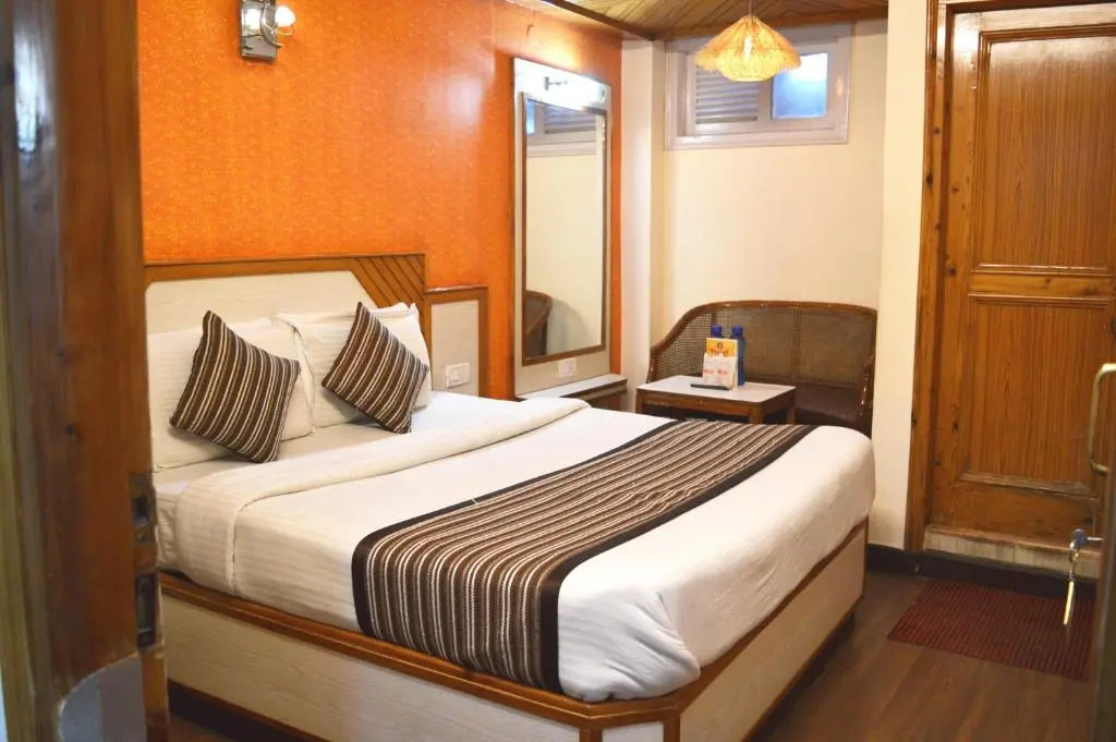 Superior Double room (full double bed)