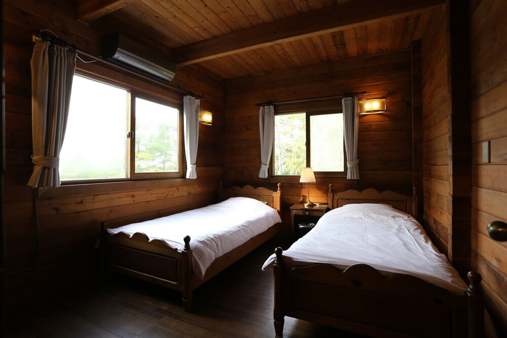 Grand room