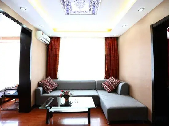 Deli Commercial Hotel photo 2