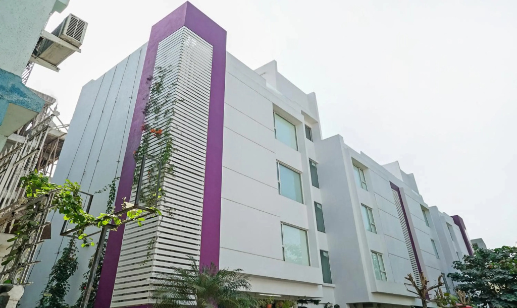 Brooks Manor Service Apartments