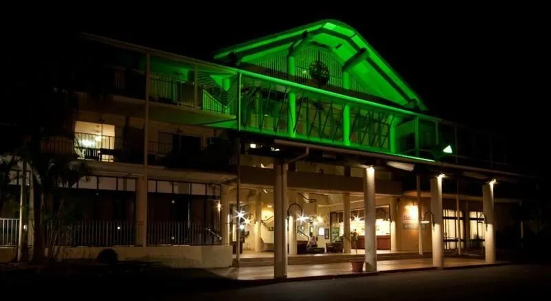 Mantra Club Croc Airlie Beach