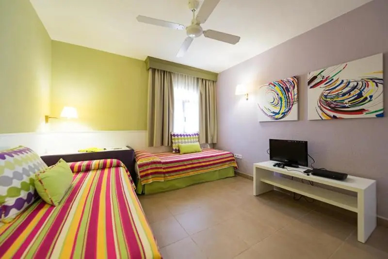 HD Parque Cristobal Tenerife - Chambres