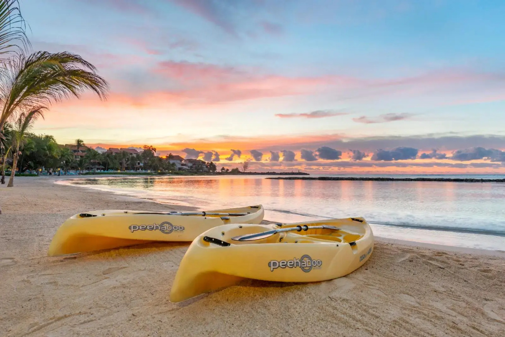 PA Beach Club & Hotel - Général