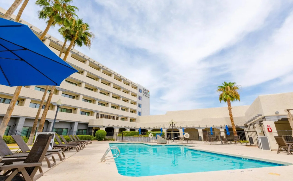 Hotel photo 12