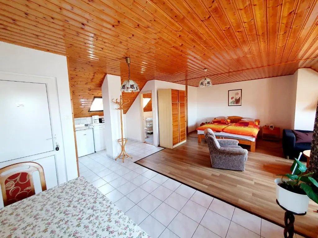 Nemes Apartmanhaz Heviz - Chambres