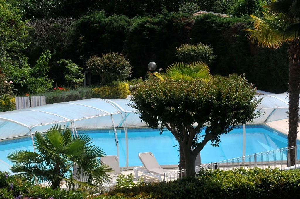 Logis Hotel Aux Tauzins - Général