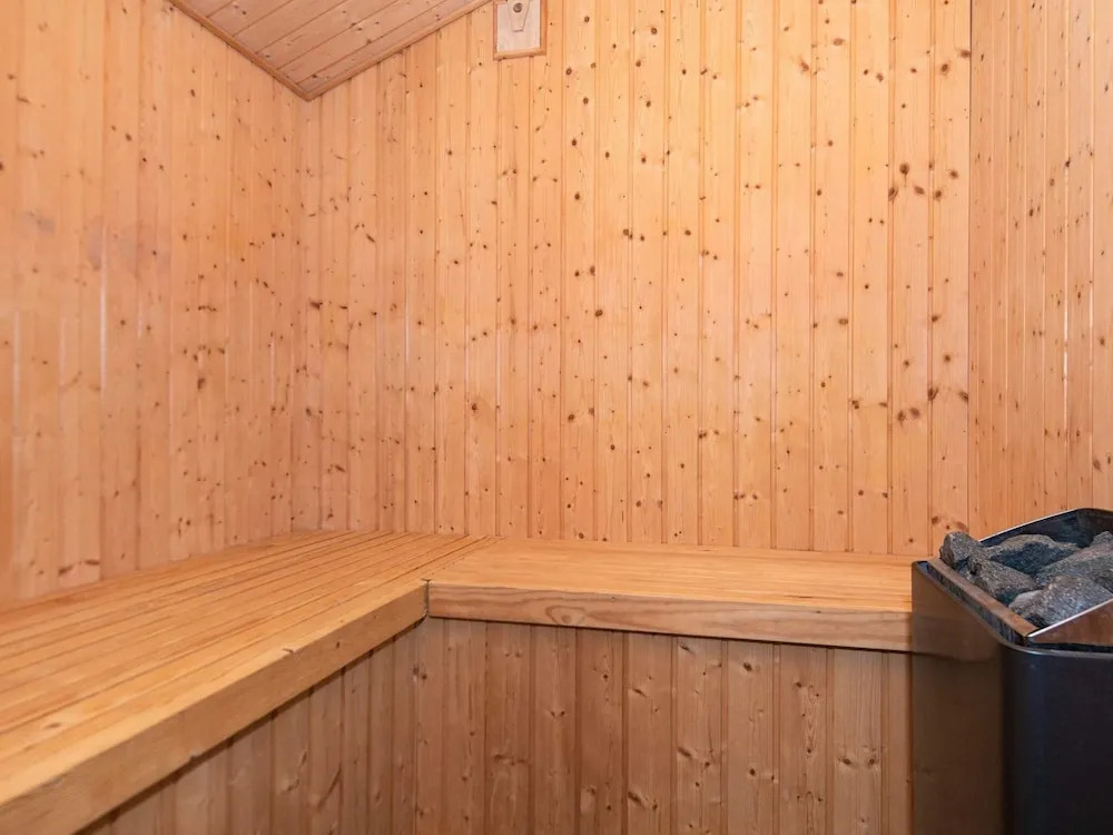 8 Person Holiday Home in Hemmet - фото 12