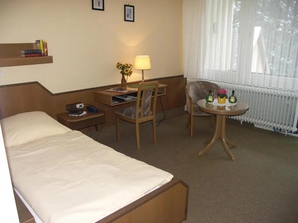 Standard Single room