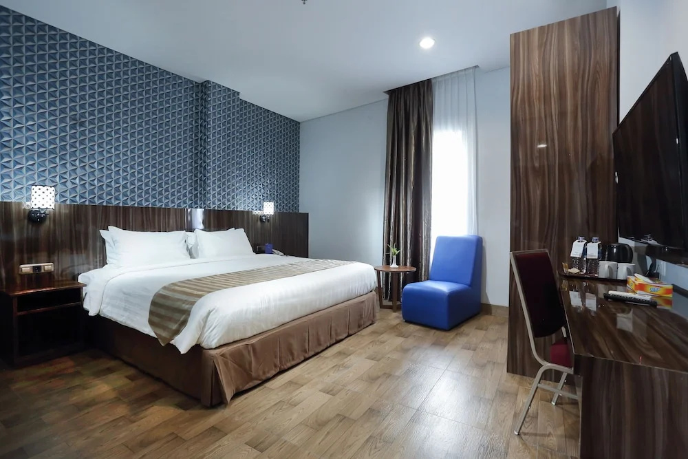 Superior Double room (full double bed)