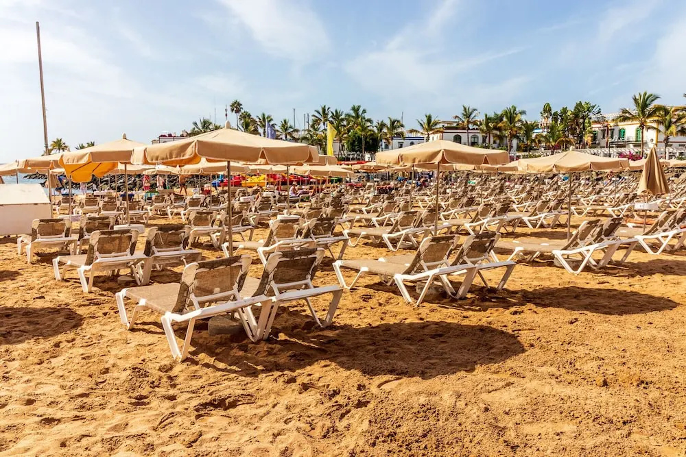 Beach & Waterfront