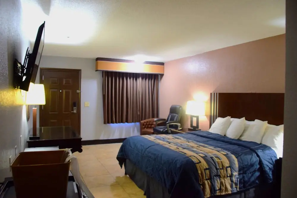 Standard Double room (full double bed)