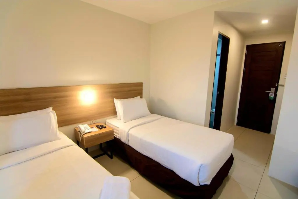 Standard Double room (full double bed)