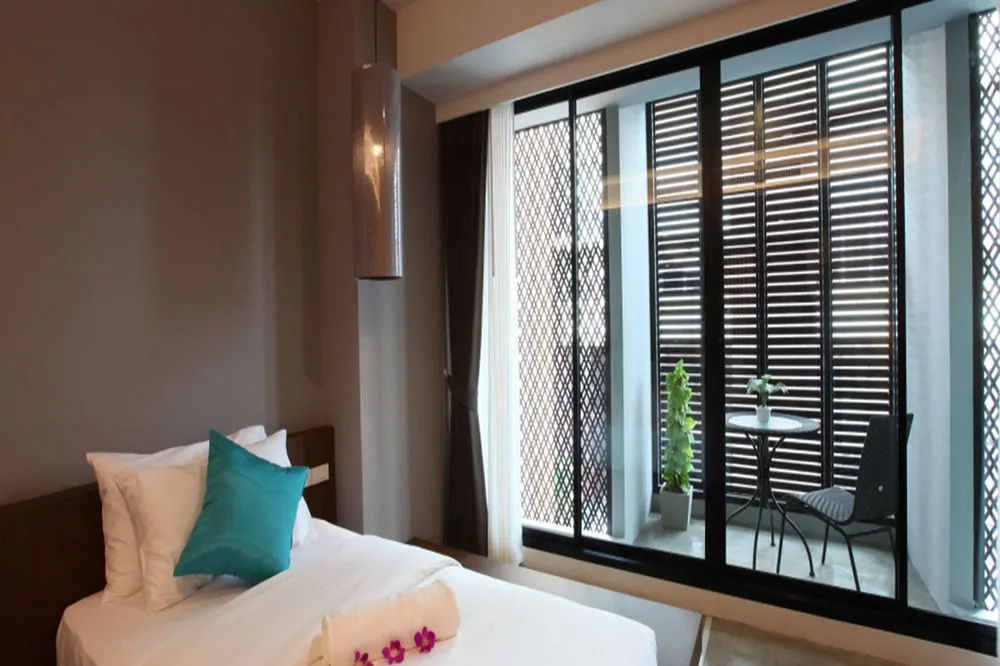 Balcony & Terrace