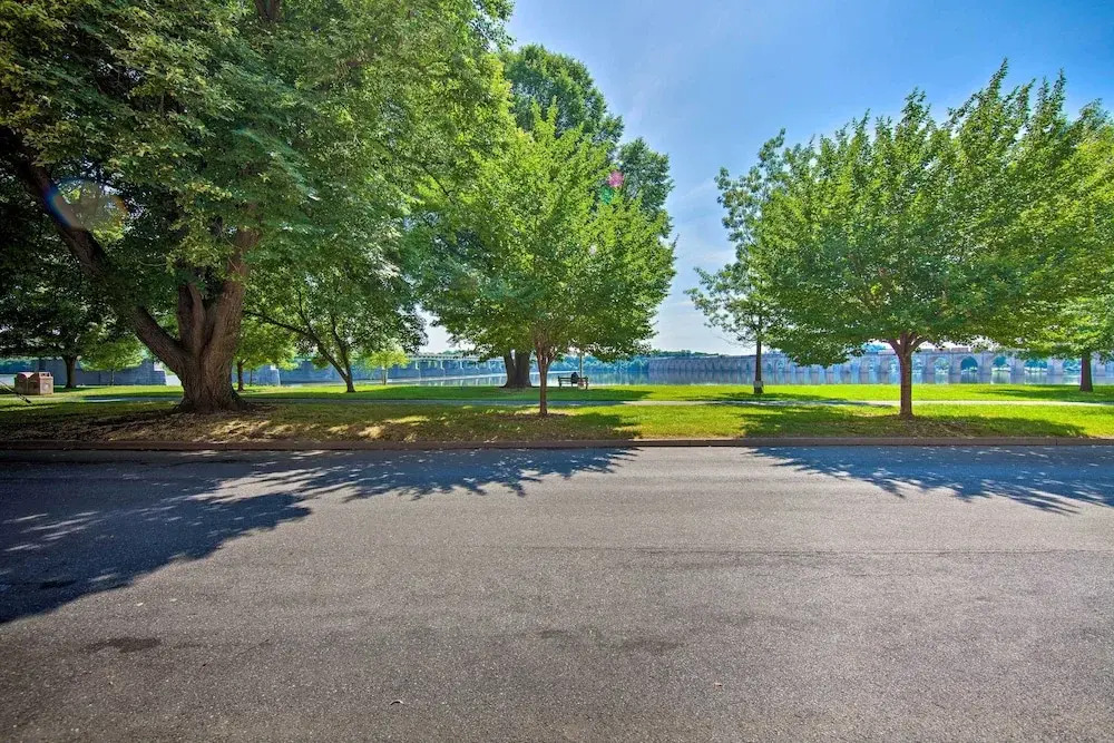 1 Mi to Dtwn: Historic Harrisburg Home — фото 5