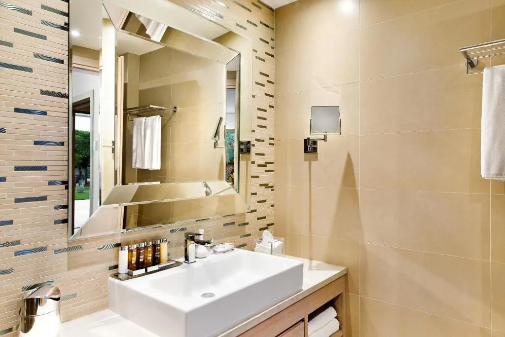 Superior Double room with inland view (full double bed)