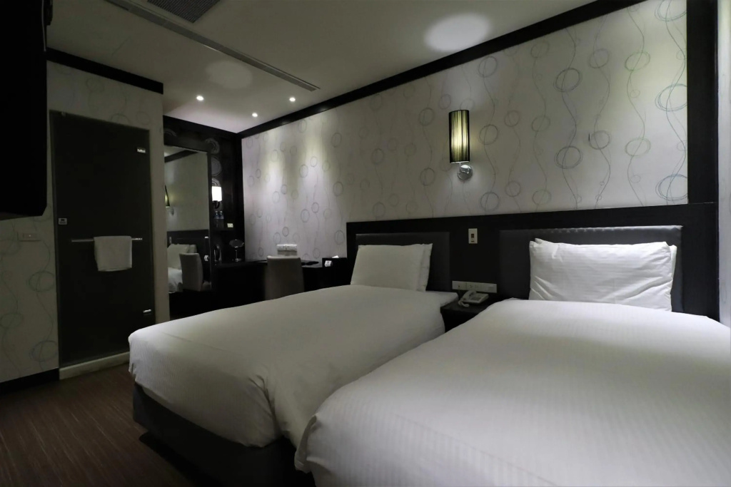 J Hotel - Général