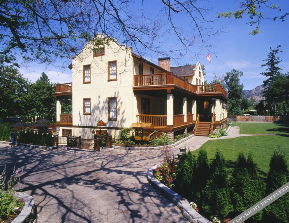 Naramata Inn