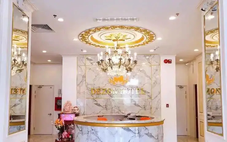 Lobby & Reception