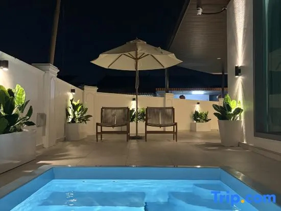 Chin Villa - Modern Balinese Style｜Private Pool | Karaoke｜Bbq｜
